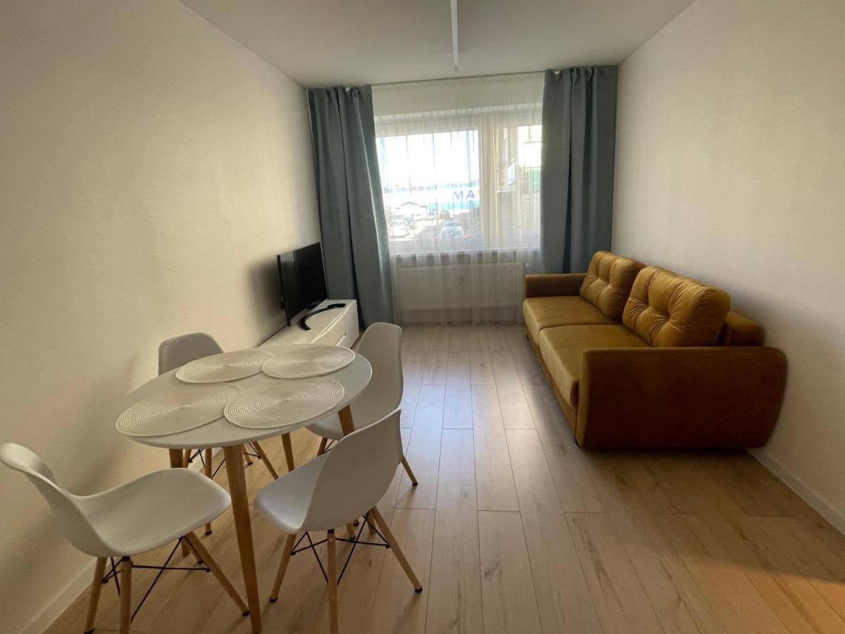 Mb Livinga Apartamentai Taikos G Мажейкяй Экстерьер фото