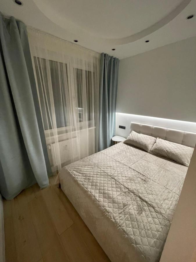 Mb Livinga Apartamentai Taikos G Мажейкяй Экстерьер фото